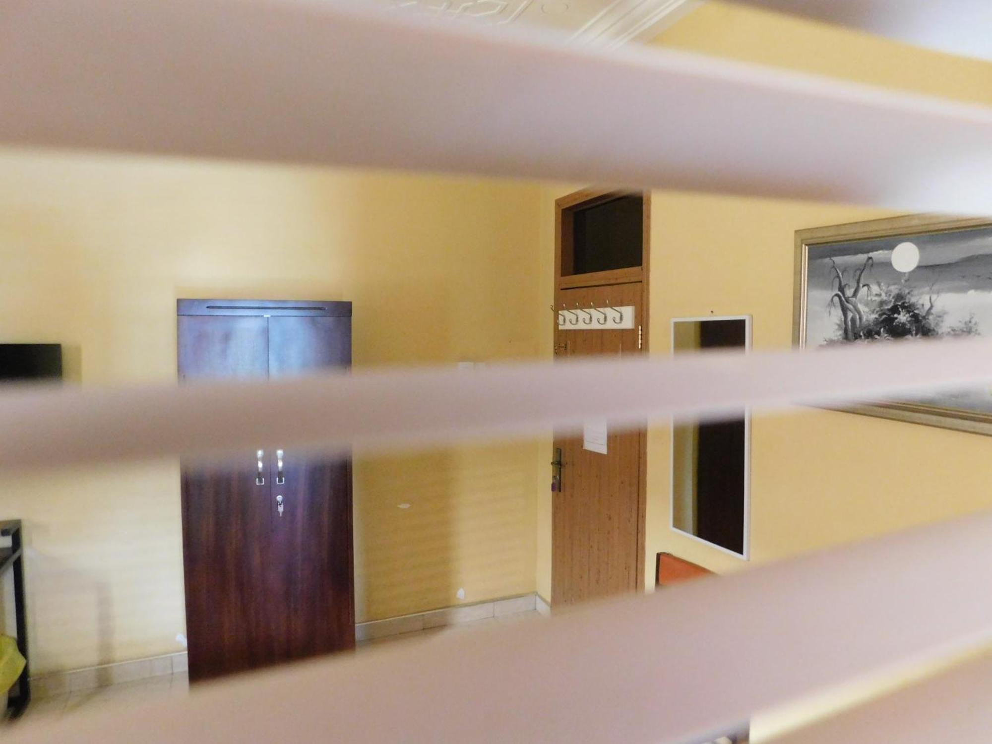 Jesiwa B's Little Palace Accra Bagian luar foto